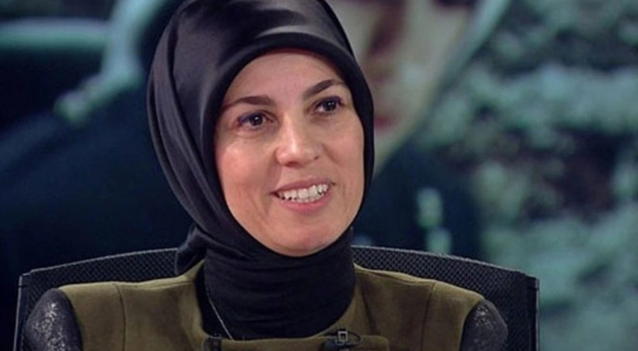 Merve Kavakcı görevden alındı