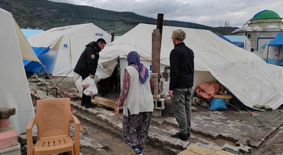 Deprem bölgesinde bataklık ateşi hastalığı panik yaşattı