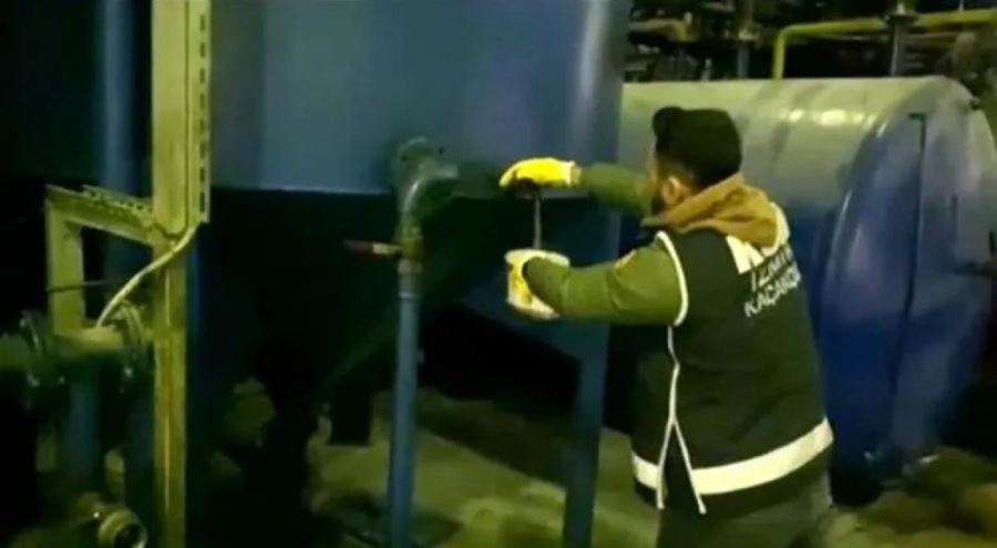 İzmir'de 254 ton kaçak akaryakıta el konuldu