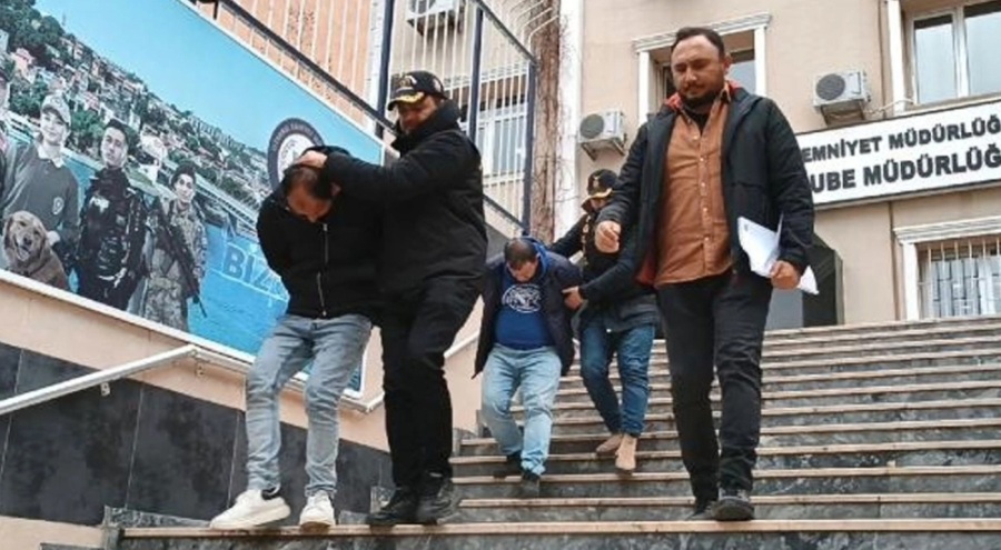 Kadiköy'de telefonla arayarak 500 bin lira dolandırdılar