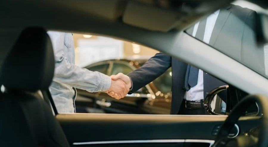 Engellilere 'yüksek fiyattan araç satıldı' iddiası