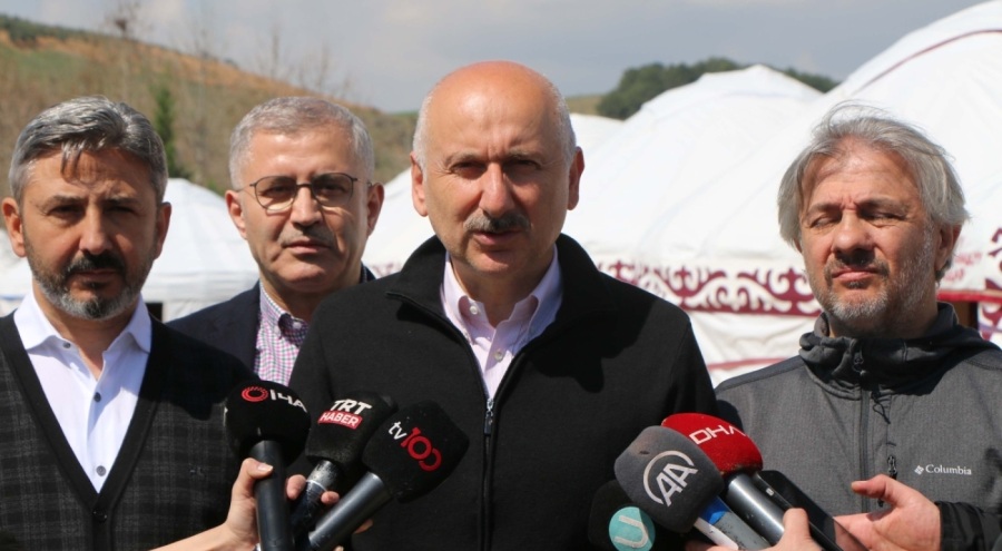 Bakan Karaismailoğlu: Şehirlerimizi yeniden inşa ediyoruz