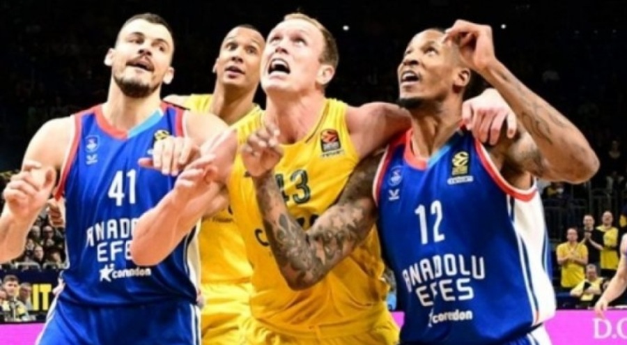 Anadolu Efes:93   ALBA Berlin:95