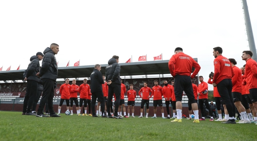 A Milli Takım'ın hedefi Bursa'da galibiyet