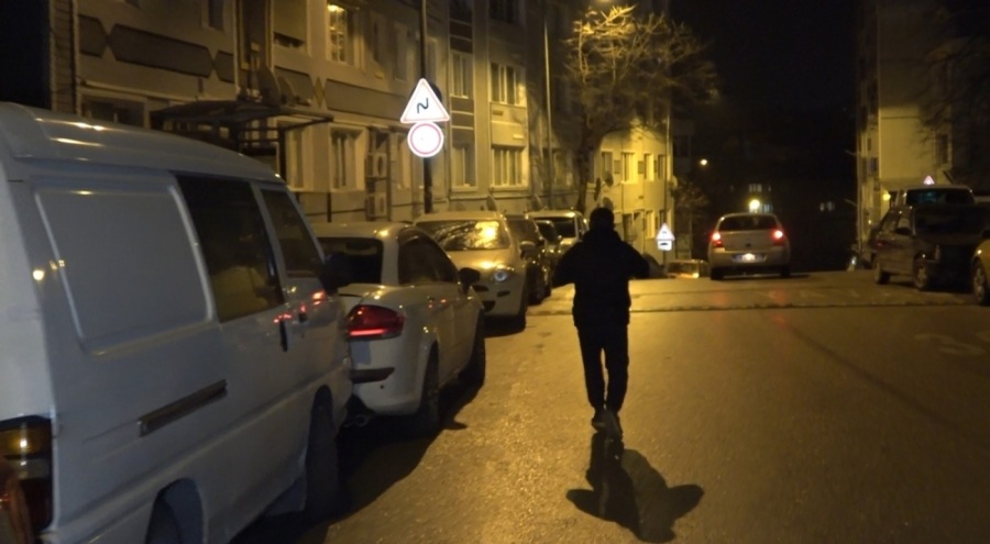 Bursa'da davul çalmama kültürü! Mahalleliyi 'pilava' diye seslenip sahura kaldırıyorlar