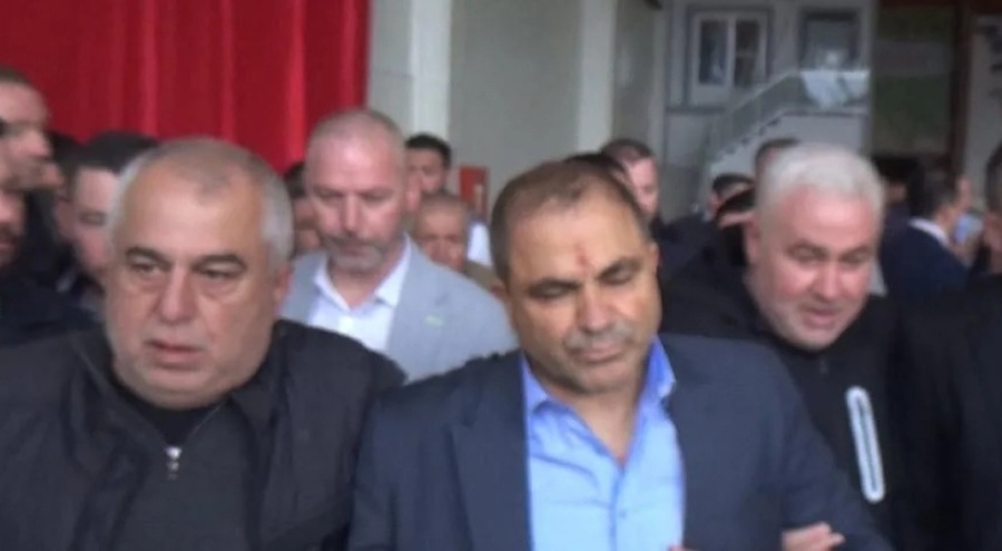 Milletvekili aday adaylığını açıklarken kalp krizi geçirdi