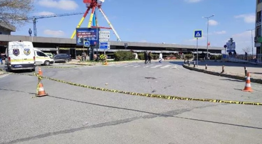 Bakırköy'de tabancalı saldırı: 3 yaralı