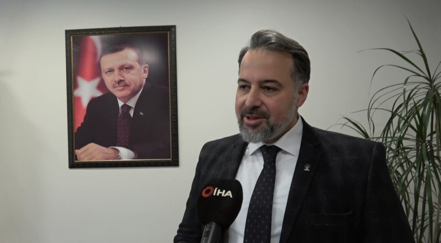 Babası CHP'den Bursa'daki oğlu ise AK Parti'den milletvekili aday adayı oldu