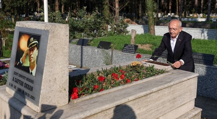 Kılıçdaroğlu, Gaffar Okkan'ın mezarını ziyaret etti: İzin vermeyeceğiz diye söz verdim