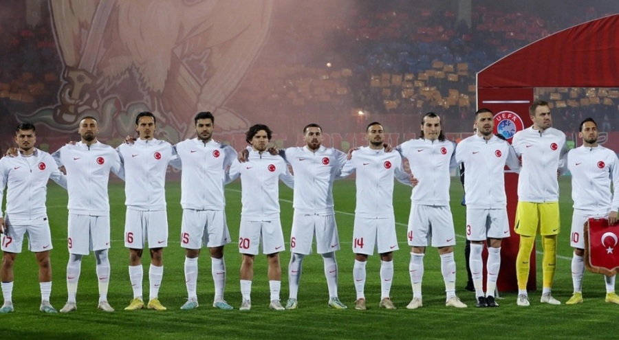 Ermeni taraftarlardan maçta büyük saygısızlık! İstiklal Marşını ıslıkladılar