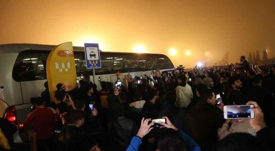 Galatasaray, Bakü'de coşkuyla karşılandı