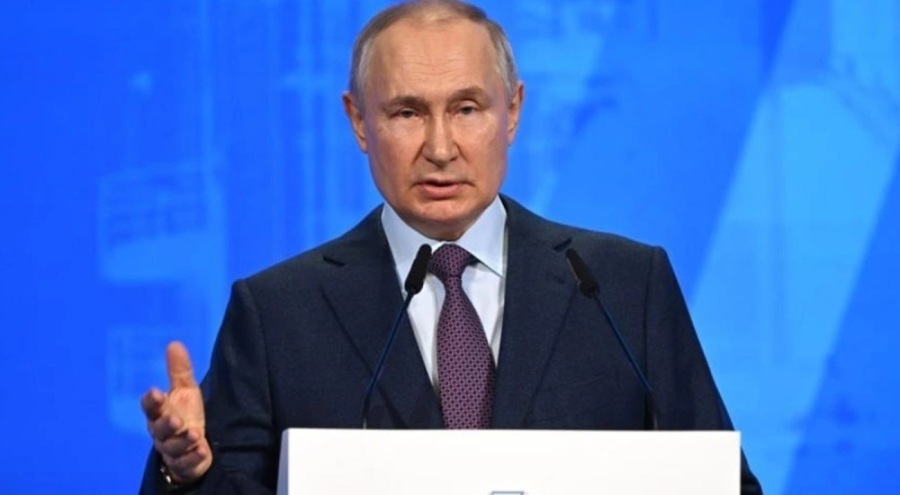 Putin Belarus'a nükleer silah yerleştireceklerini duyurdu