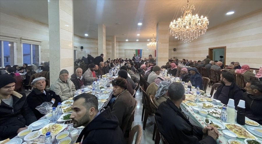 Azerbaycan Beyrut Büyükelçiliği Türkmenler için iftar düzenledi