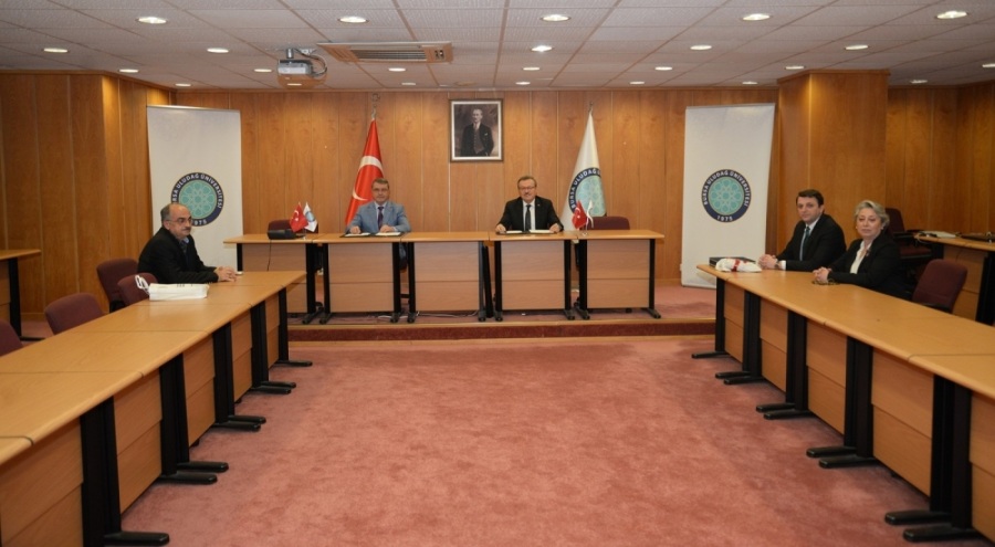 Bursa Uludağ Üniversitesi'nden BESOB'la işbirliği protokolü