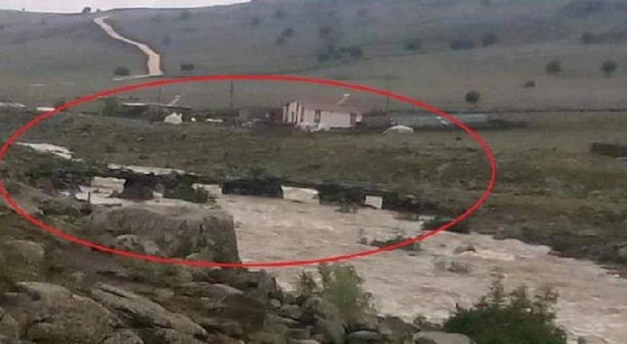 Diyarbakır'da sağanak yağış etkili oldu