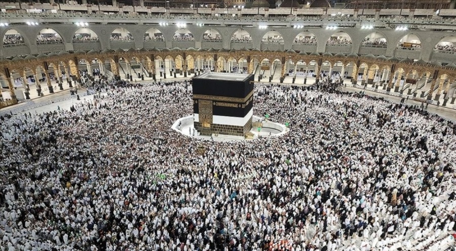 Suudi Arabistan, ramazan ayında sadece bir kez umre yapılabileceğini açıkladı