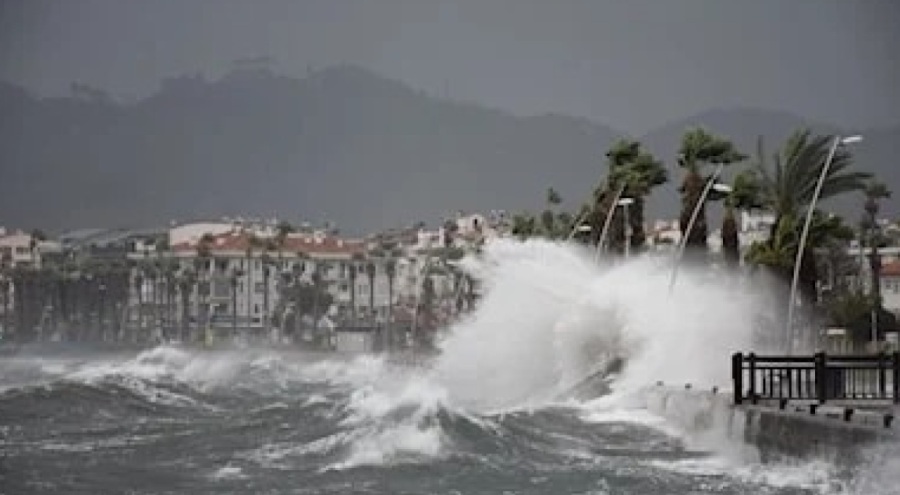 Marmara Bölgesi için 'fırtına' ve 'karla karışık yağmur' uyarısı