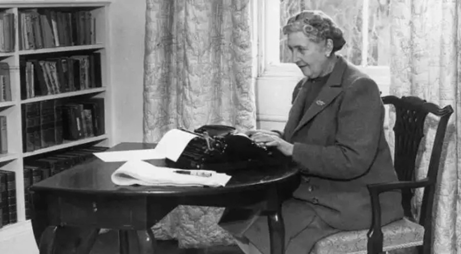 Agatha Christie  romanlarında "temizlik" çalışması: O ifadeler çıkarılıyor