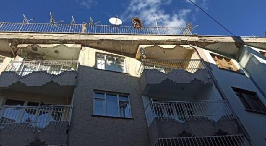 Konya'da 'çöp ev'de bulunan 1,5 yaşındaki bebek koruma altında!