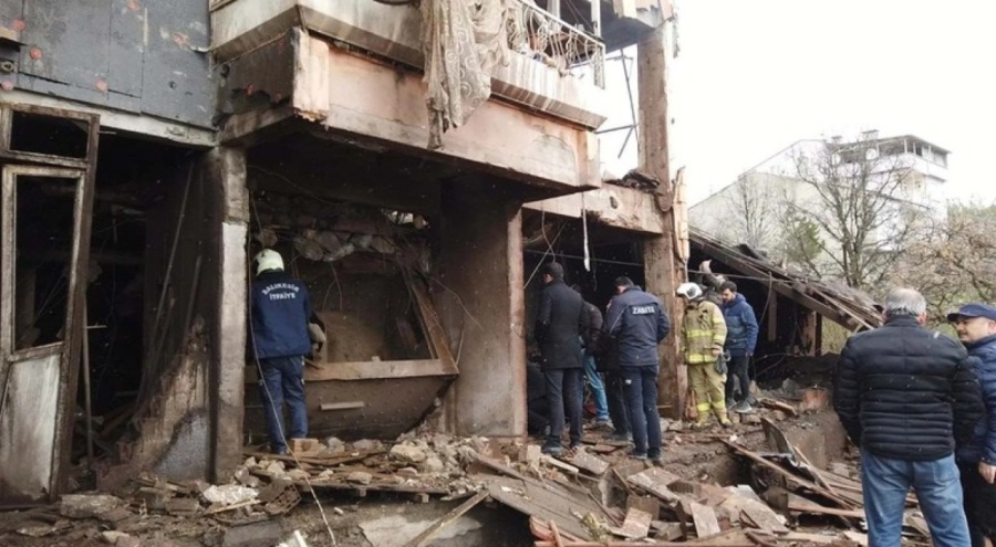 Balıkesir'de kömürlü kalorifer kazanı patladı: 2 yaralı