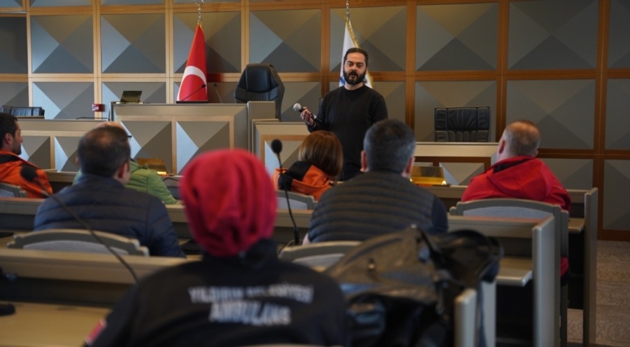 Bursa Yıldırım'da deprem ve afet yönetimi semineri düzenlendi