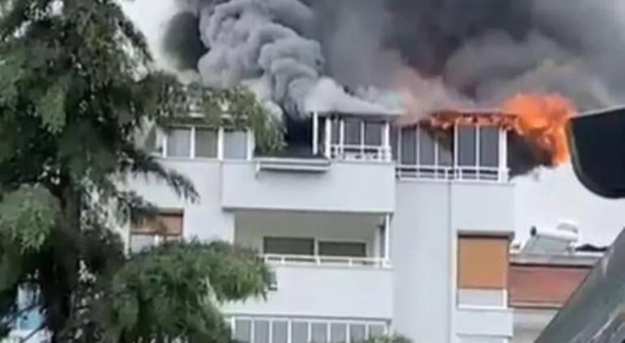 Denizli'de 5 katlı apartmanda yangın