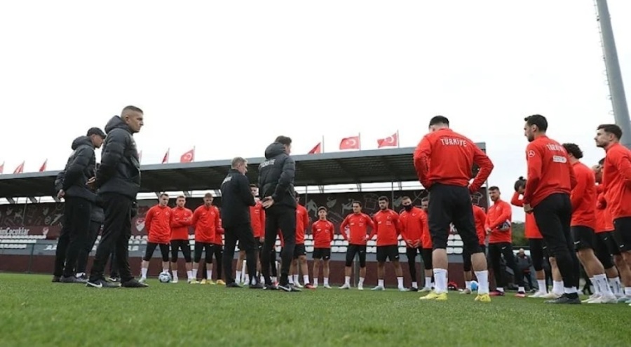A Milli Futbol Takımı'nın EURO 2024'te gruptan çıkma hesabı şaştı