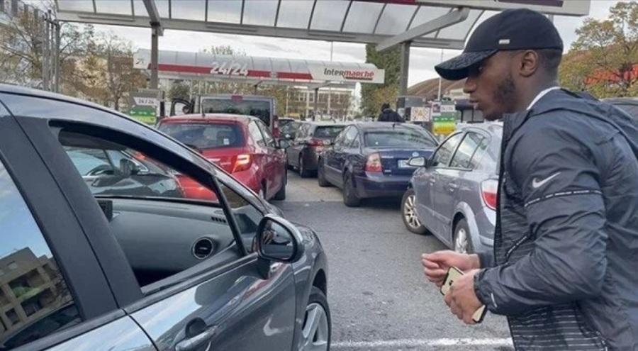 Fransa'da ikinci el ilan sitelerinden akaryakıt satışı yapılıyor