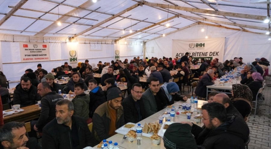 Bursalı İHH ekipleri afetzedelere desteğini ramazanda da sürdürüyor