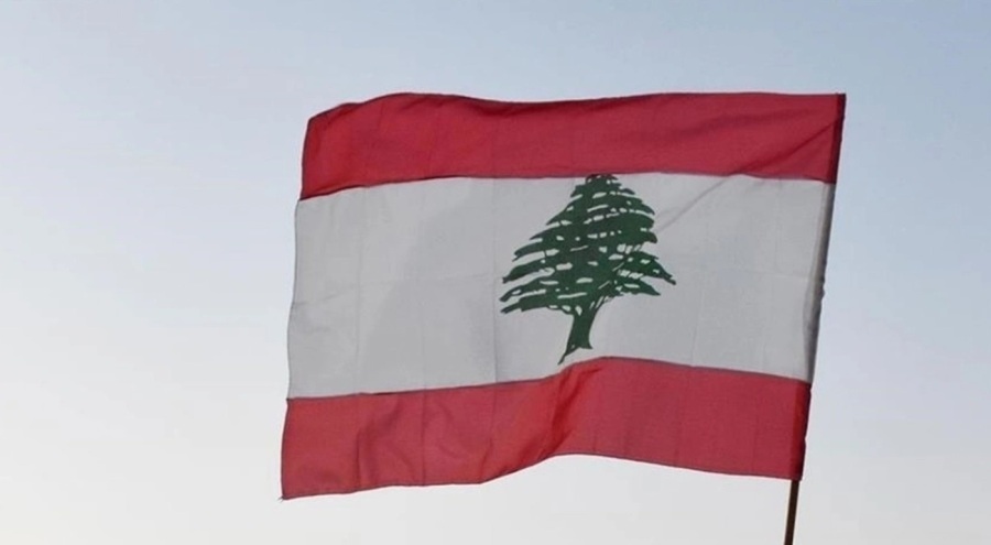 Lübnan'da emekliler düşük maaşlarını protesto etti