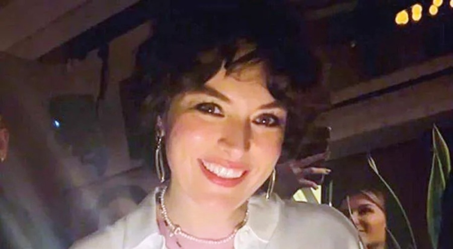 Ezgi Mola'dan doğum günü mesajı