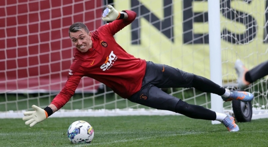 Muslera'dan "Yarından itibaren tüm maçları kazanmak istiyoruz" açıklaması