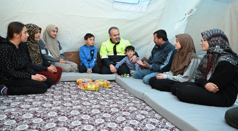 Hatay'daki afetzedelere Bursa ekiplerinden moral