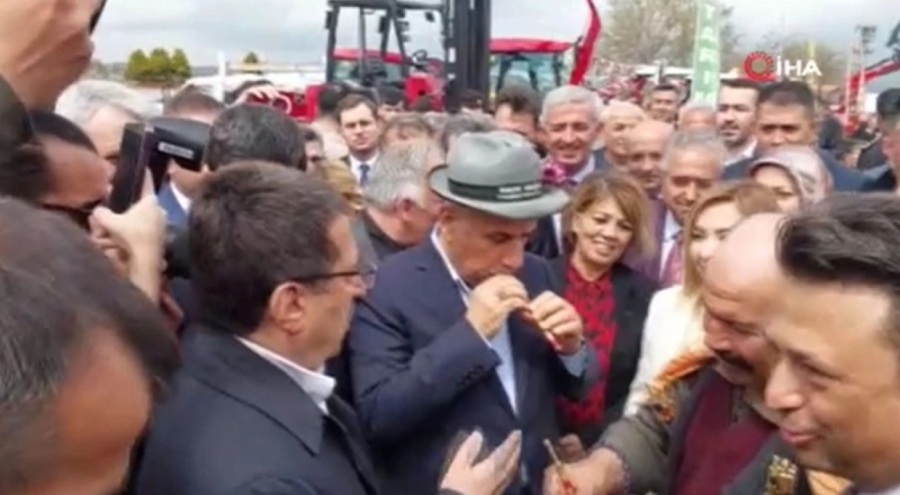 Tarım ve Orman Bakanı Vahit Kirişçi sipsi çaldı