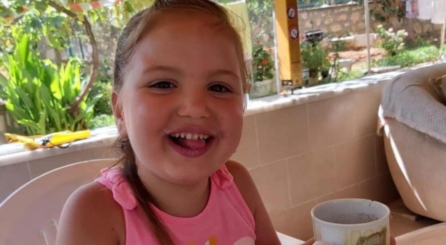 Bursalı küçük Lara'nın anısına Hatay'da kurulan oyun çadırları faaliyete geçirildi