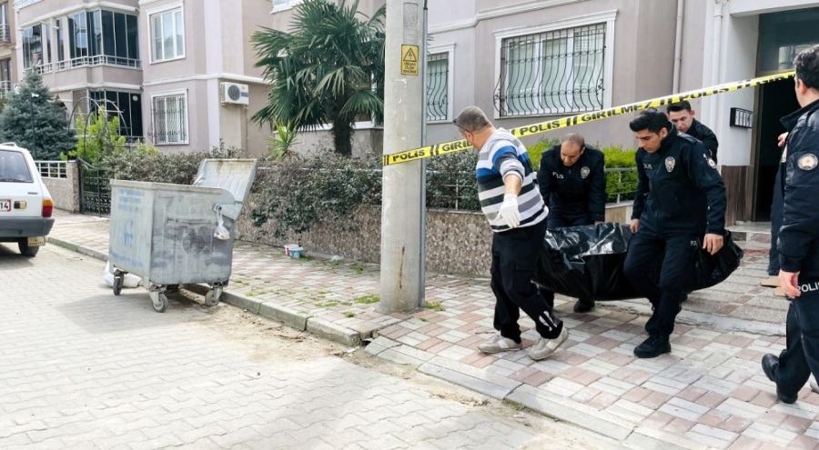 Bursa'da 4'üncü kattan atlayan anne ve kızı can verdi!