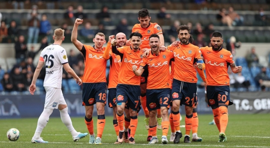 Başakşehir 4 maç sonra galibiyeti elde etti