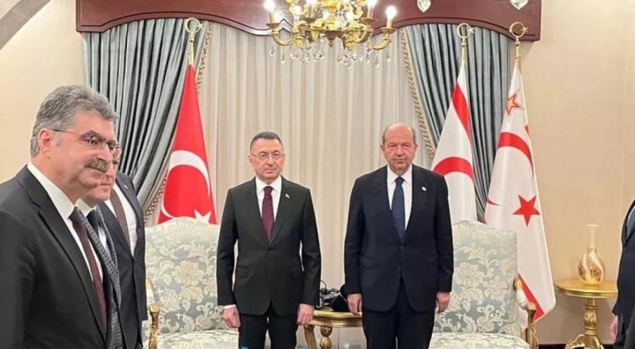 Cumhurbaşkanı Yardımcısı Oktay'dan KKTC Cumhurbaşkanı Tatar'a ziyaret