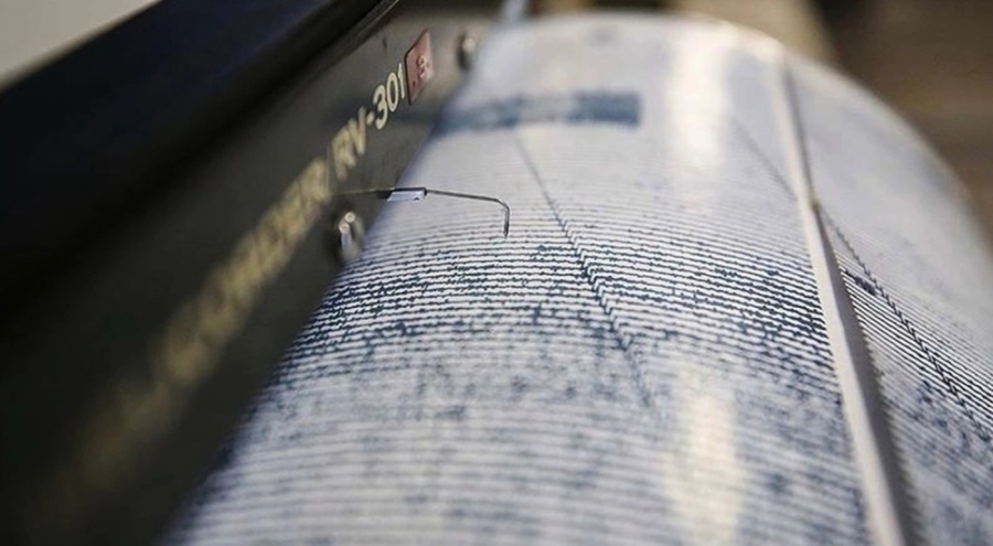 İran'da 5 büyüklüğünde deprem meydana geldi