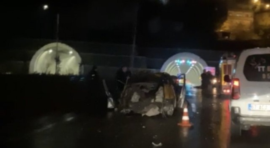 Kontrolden çıkan ticari araç takla attı: 1 ölü