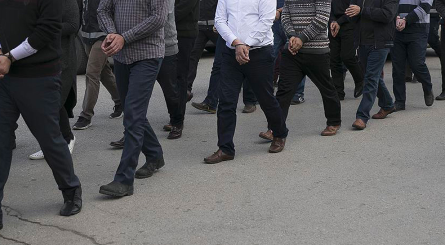 Dolandırıcılık operasyonunda 61 kişi gözaltına alındı