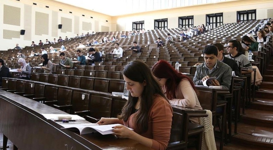 Üniversitelerde "hibrit eğitim" başlıyor