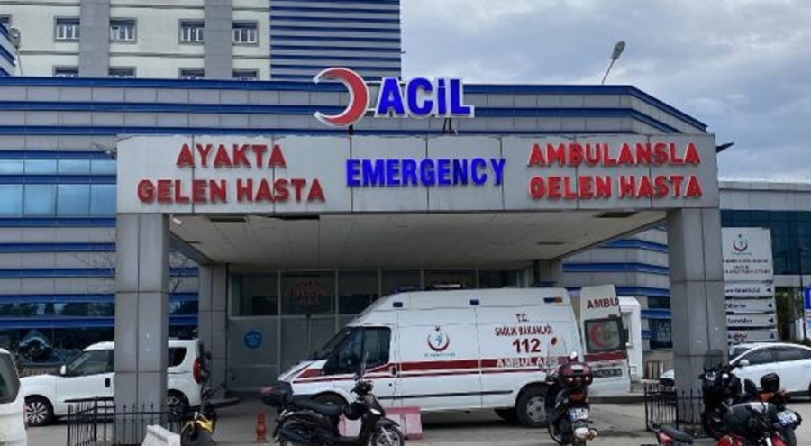 Tartıştığı eşini sırtından bıçakladı!