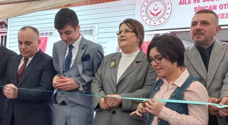 Bakan Derya Yanık: Otizmli bireyler için 78 faaliyeti hayata geçireceğiz