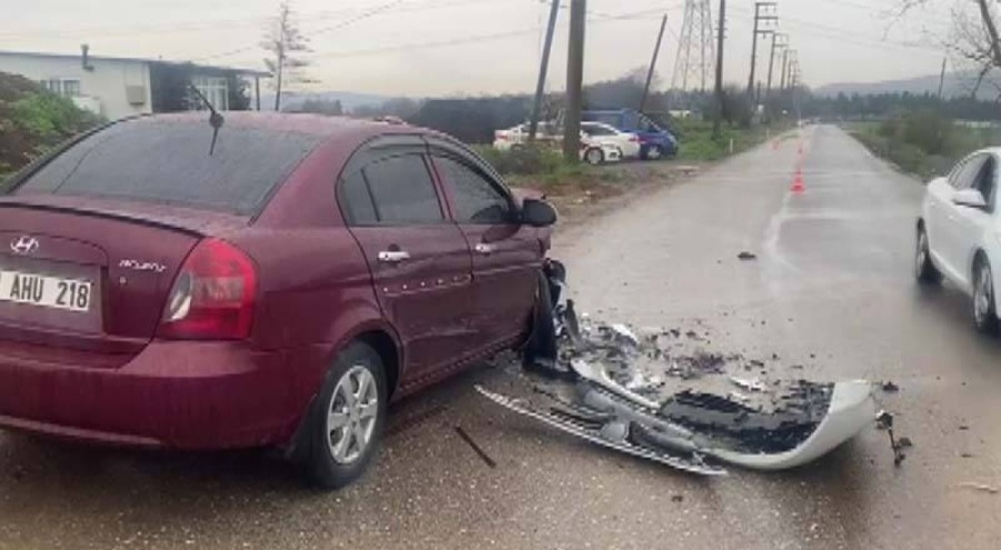 Kocaeli'de trafik kazası: 7 kişi yaralandı