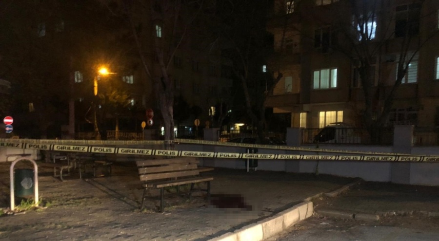 15 yaşındaki çocuk  boğazından bıçaklandı