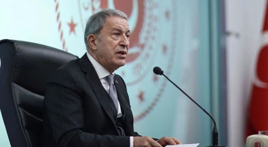 Bakan Akar'dan, sınırdan yasa dışı geçiş iddialarına cevap