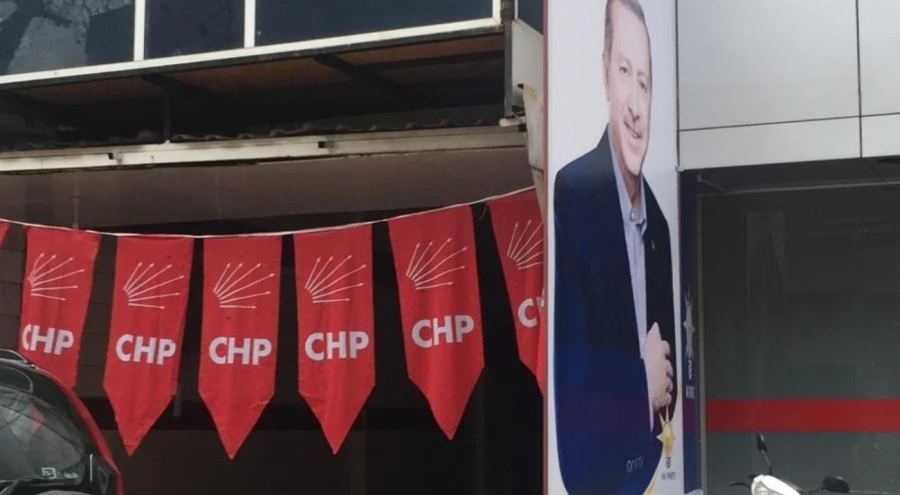 CHP'den AK Parti Orhangazi İlçe Başkanlığı'na reklam panosu tepkisi: Panik içindeler