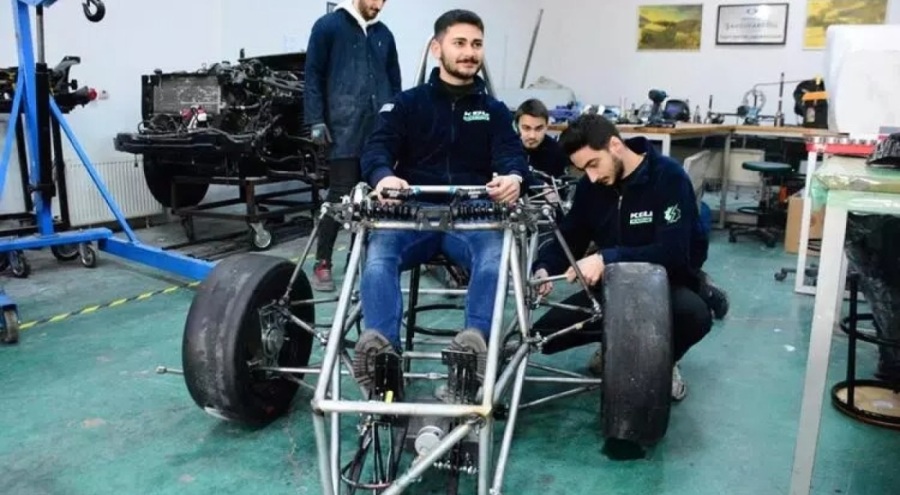 Türk malı Formula 1 aracı! Öğrenciler üretiyor