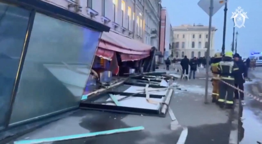 St. Petersburg'da patlama! Ölü ve yaralılar var